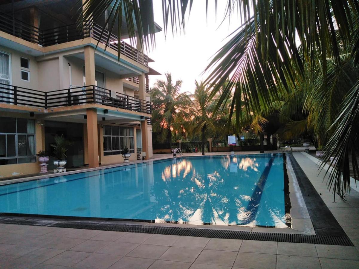 Sun Ray Rest House Passikudah Exterior foto